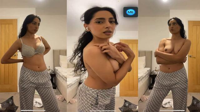 Hot Babe Sexy Figure Showing Her Big Ass Leak